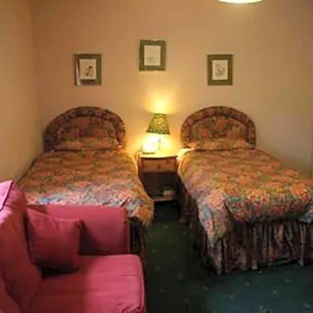 The Blacksmiths Arms Hotel